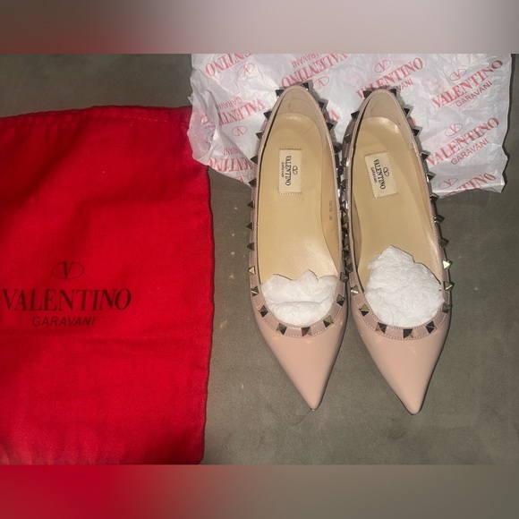 Valentino Studded nude flats size Euro 38 US 8 - Picture 1 of 7